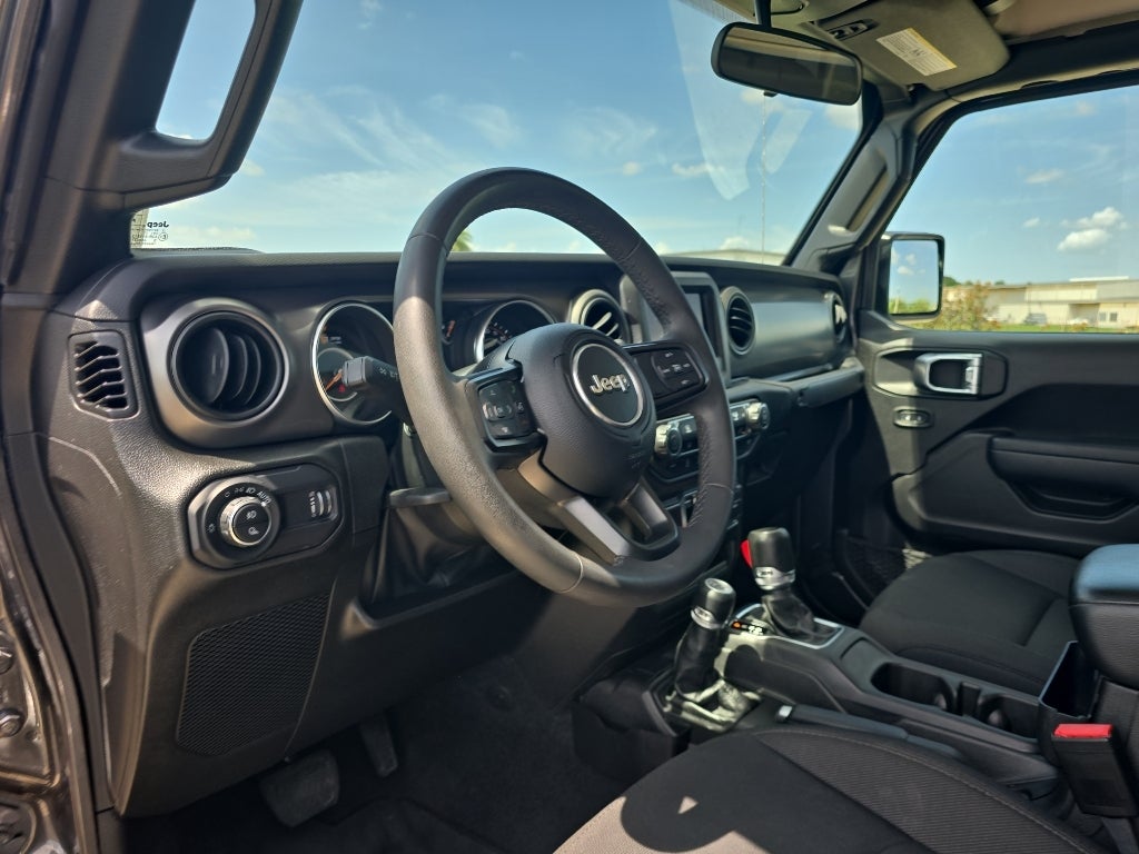 2023 Jeep Gladiator Sport S