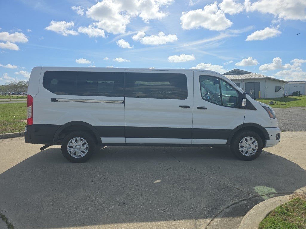 2024 Ford Transit Passenger Wagon XL