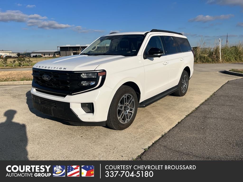 2025 Ford Expedition Active