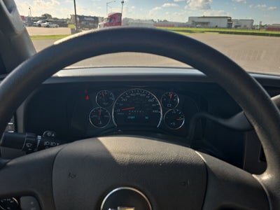 2025 Chevrolet Express Passenger 1LT