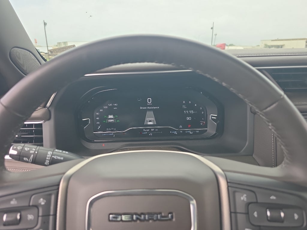 2023 GMC Yukon Denali
