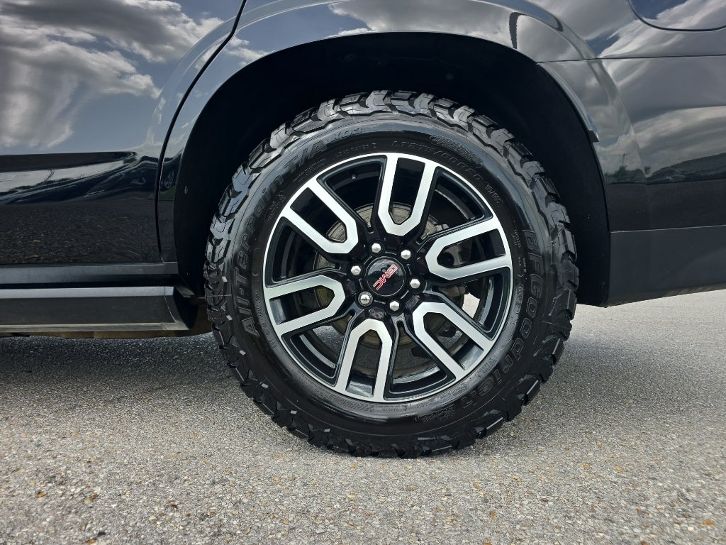 2024 GMC Yukon AT4