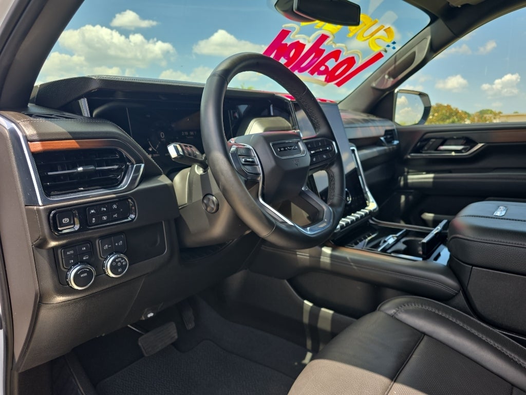 2025 GMC Yukon Denali