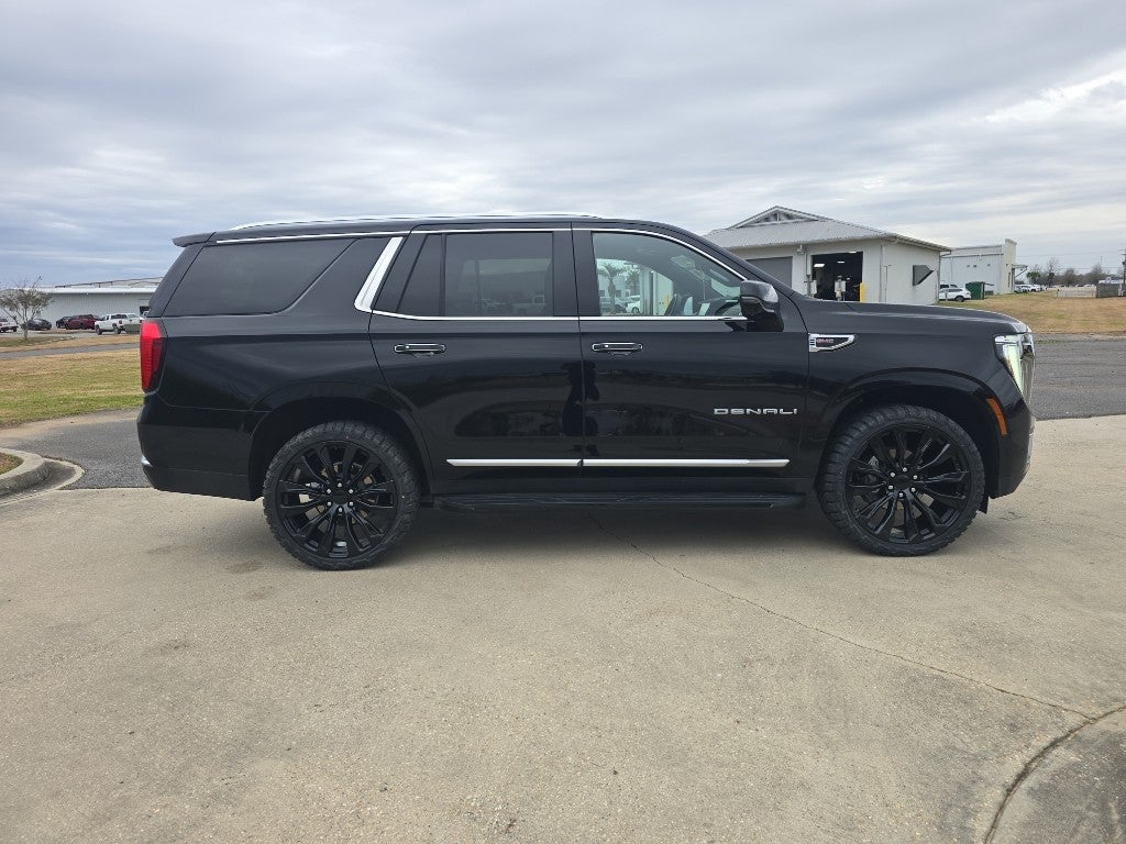2025 GMC Yukon Denali