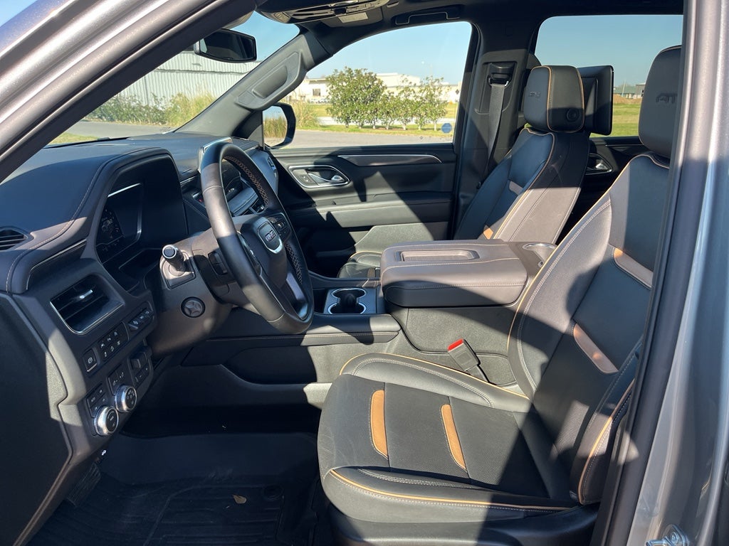 2023 GMC Yukon XL AT4