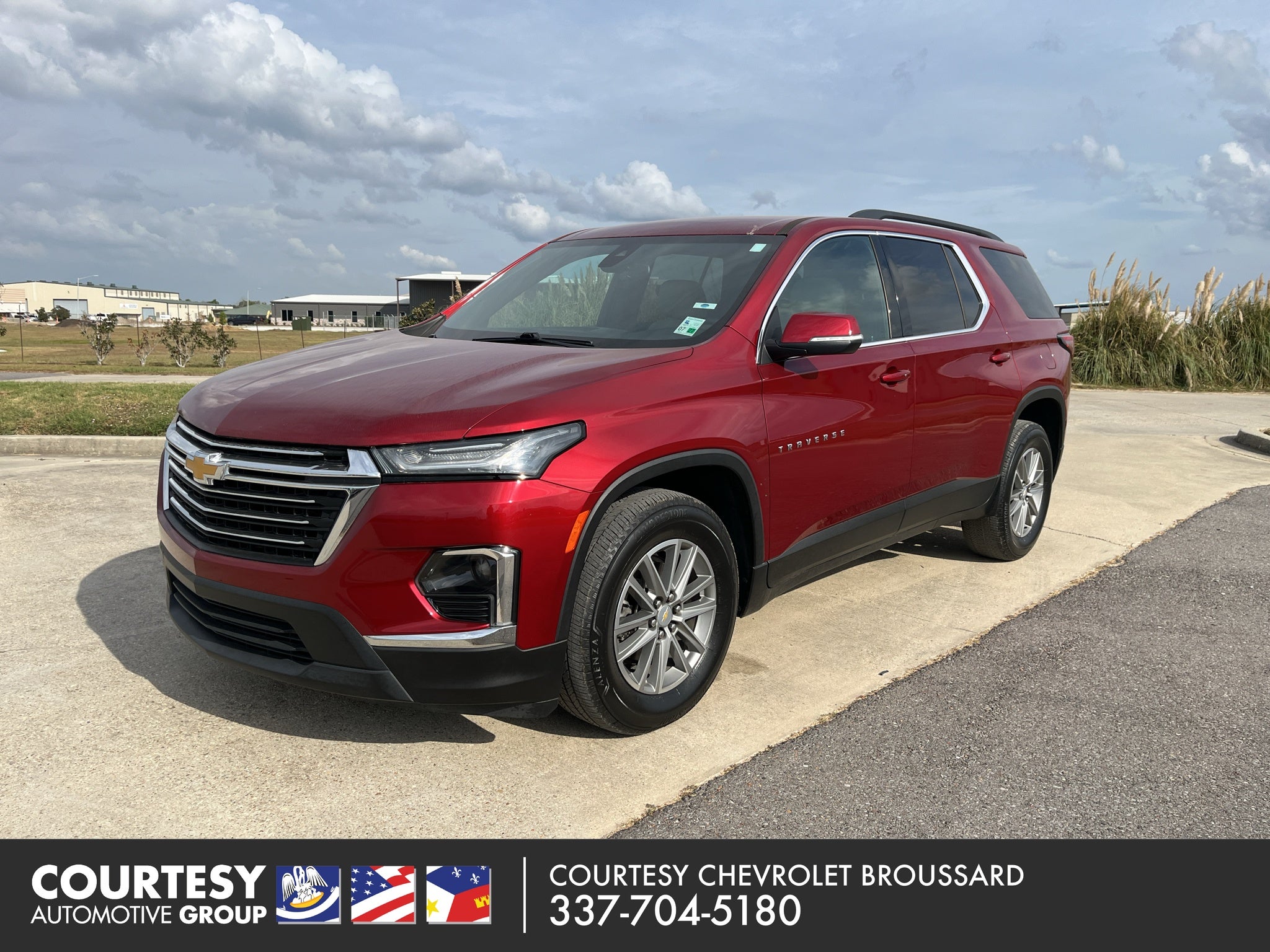 2023 Chevrolet Traverse LT Cloth