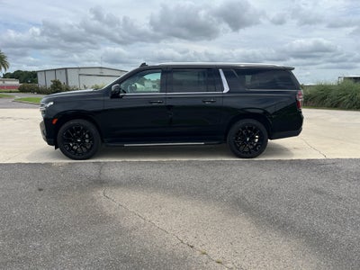 2023 Chevrolet Suburban LT