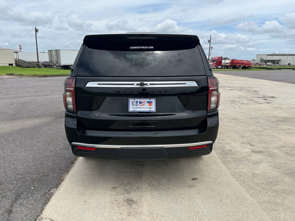 2023 Chevrolet Suburban LT