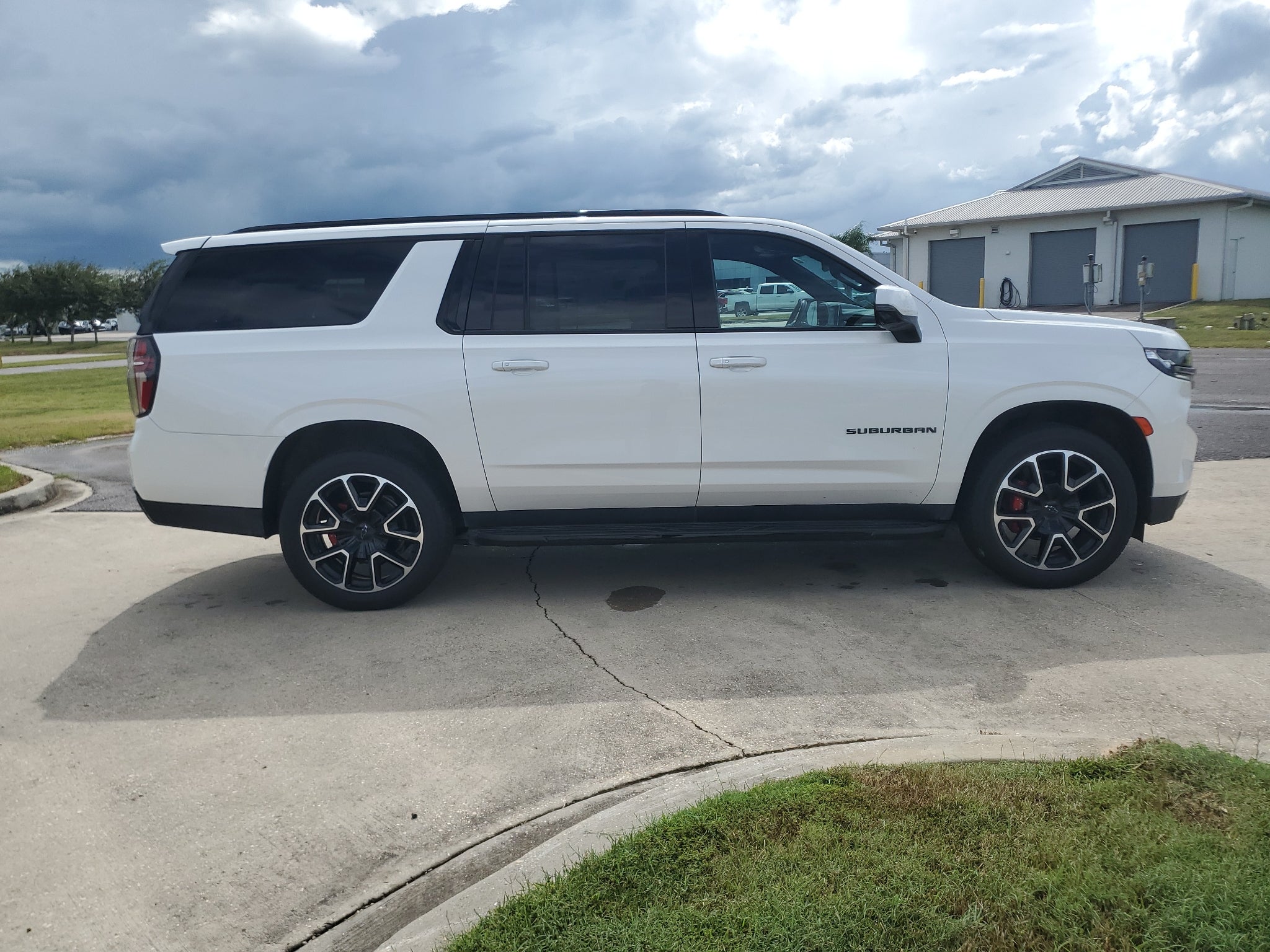 2022 Chevrolet Suburban RST
