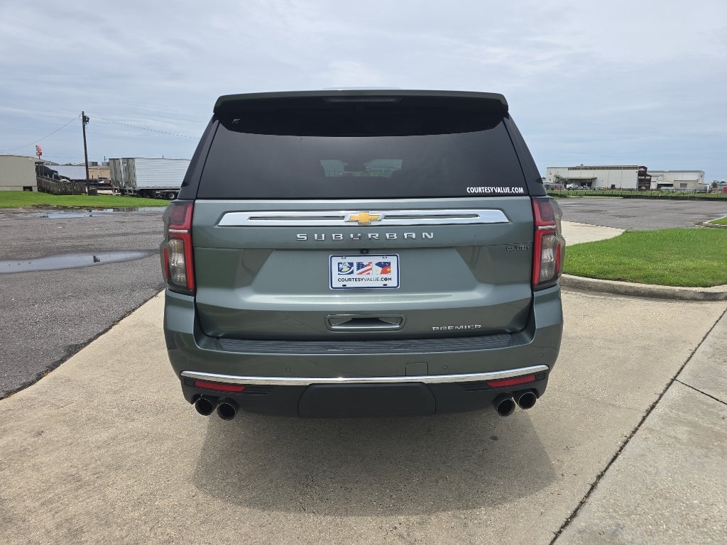 2023 Chevrolet Suburban Premier