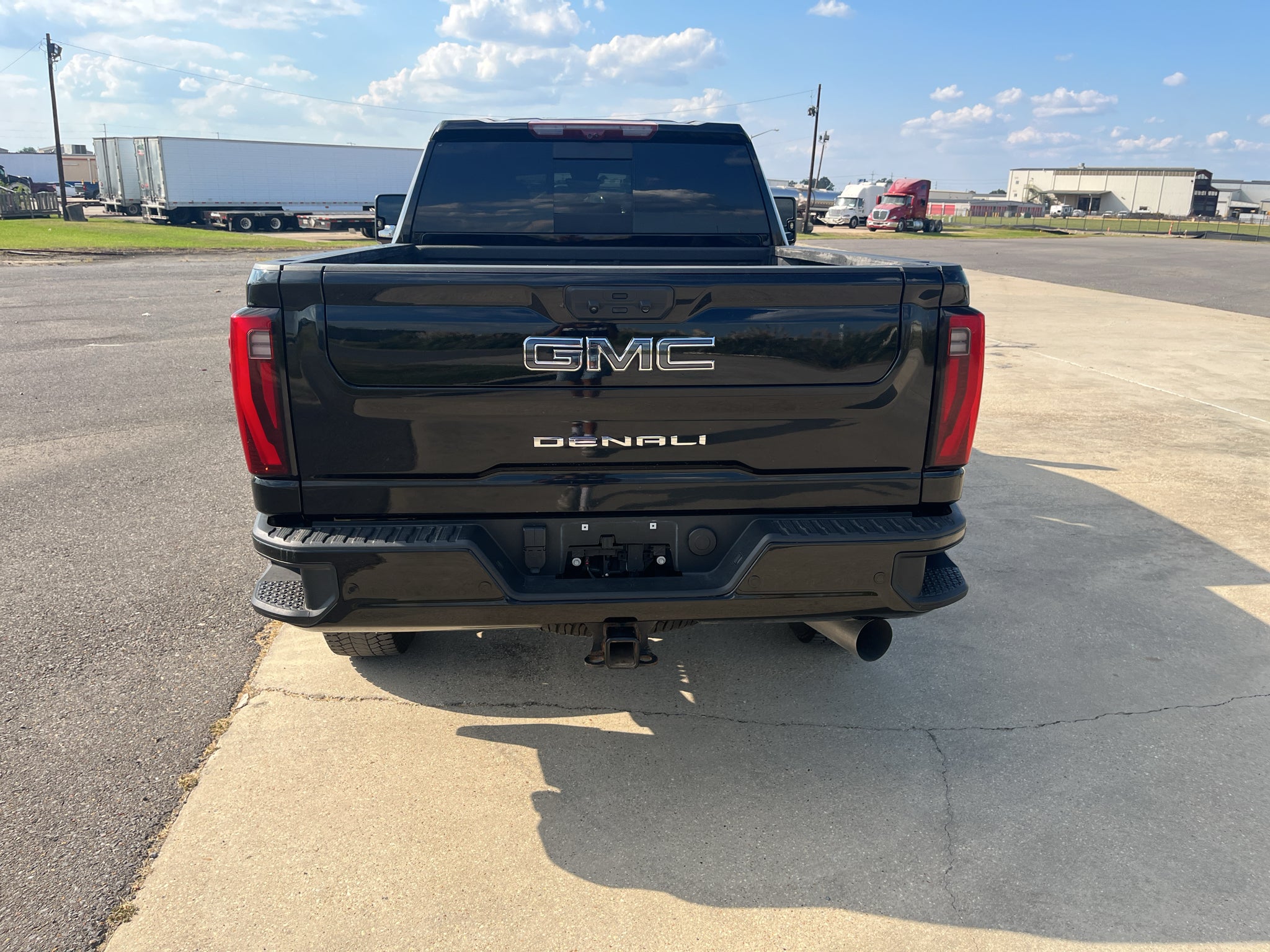 2024 GMC Sierra 3500 HD Denali Ultimate