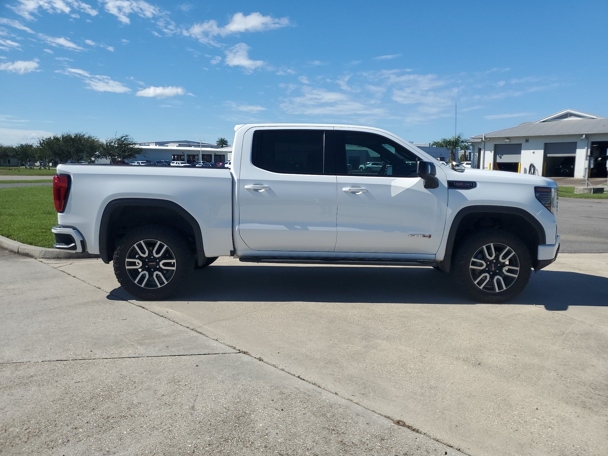 2024 GMC Sierra 1500 AT4