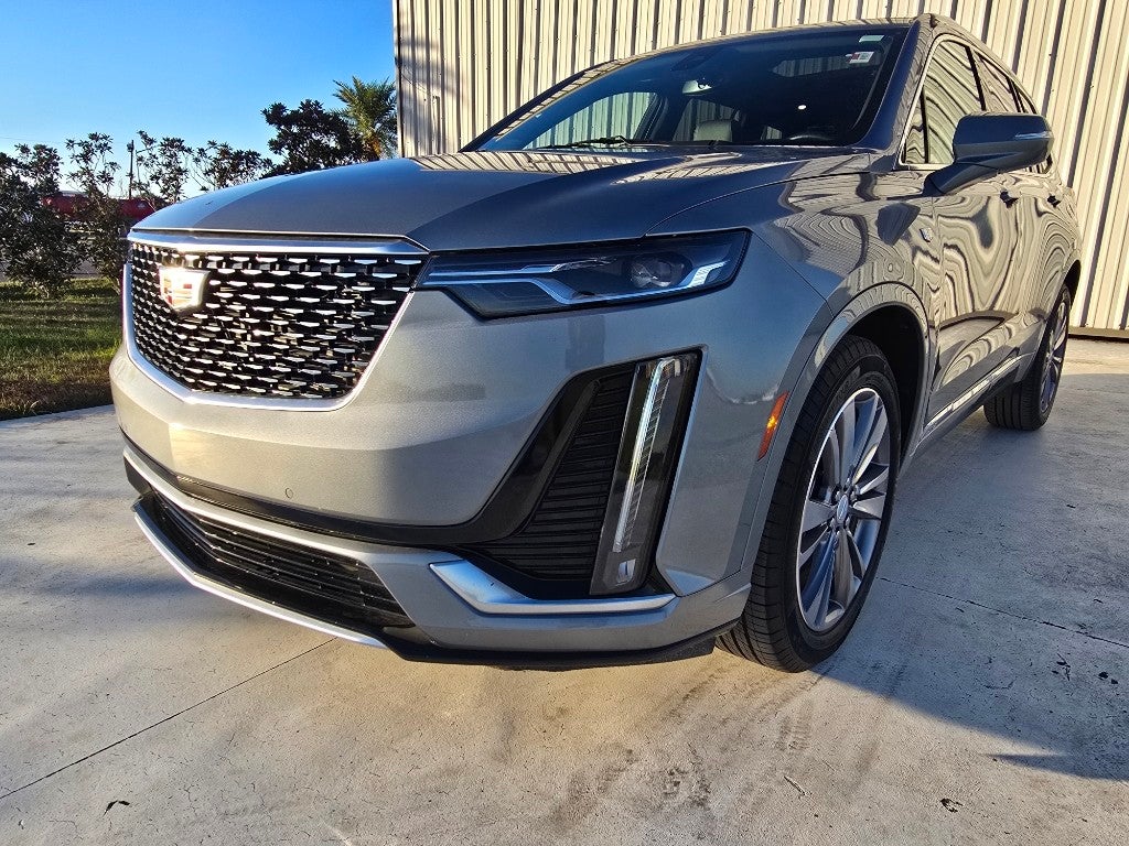 2025 Cadillac XT6 Premium Luxury