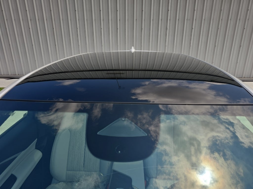 2024 Cadillac LYRIQ Luxury 1