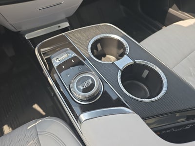 2024 Cadillac LYRIQ Luxury 1