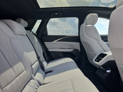 2024 Cadillac LYRIQ Luxury 1