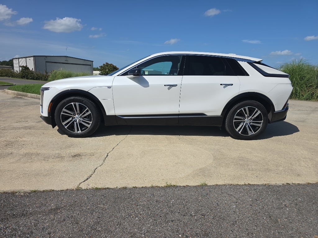 Used 2024 Cadillac LYRIQ Luxury 1 with VIN 1GYKPPRK8RZ121931 for sale in Broussard, LA