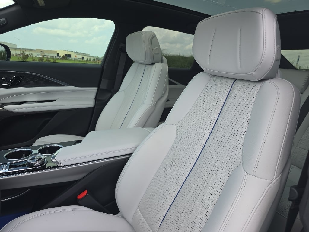 2024 Cadillac LYRIQ Sport 1