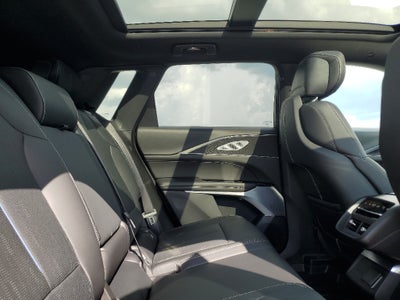 2025 Cadillac LYRIQ Luxury 3