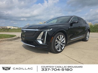 2025 Cadillac LYRIQ Luxury 3