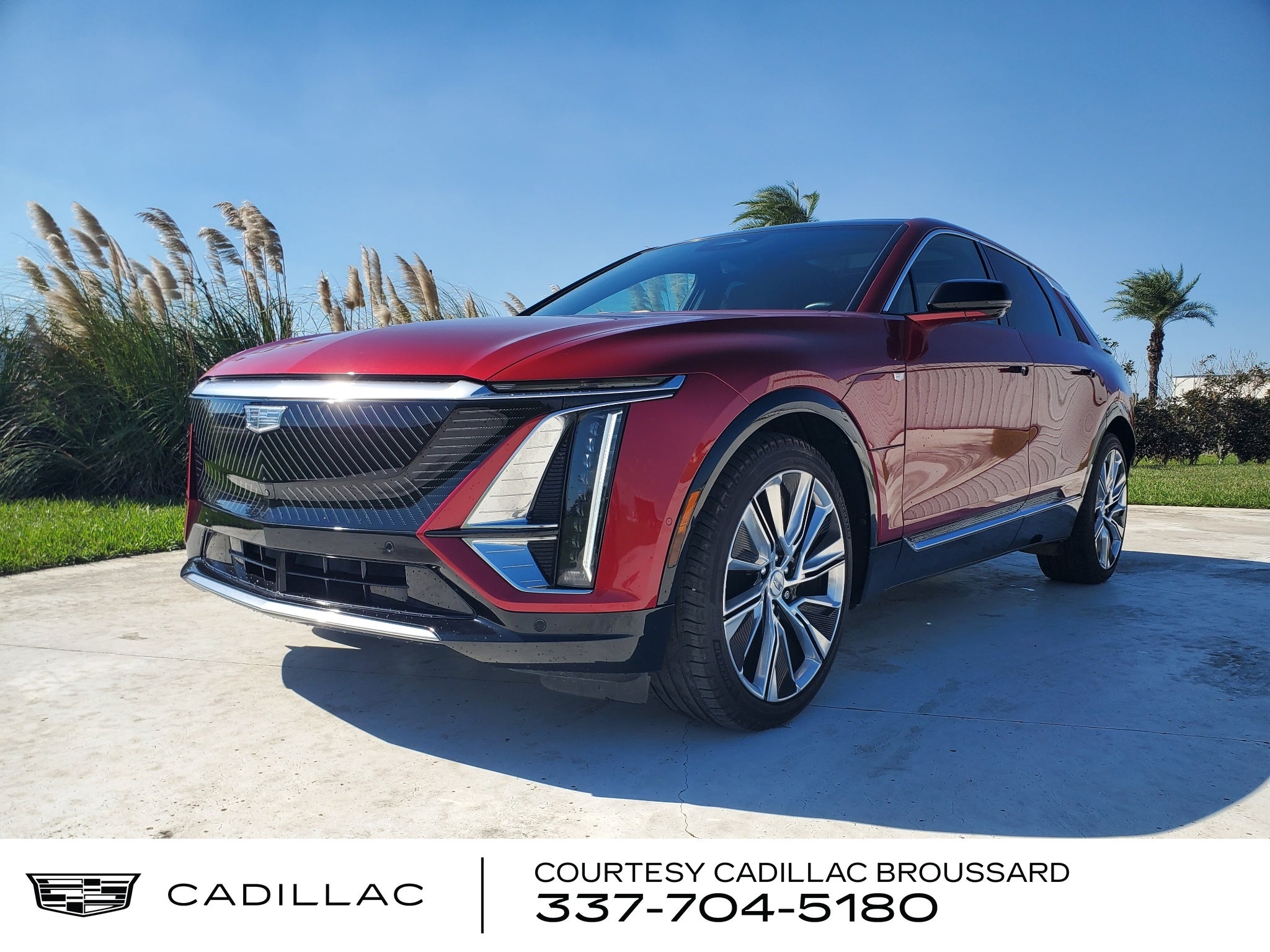 2025 Cadillac LYRIQ Luxury 3