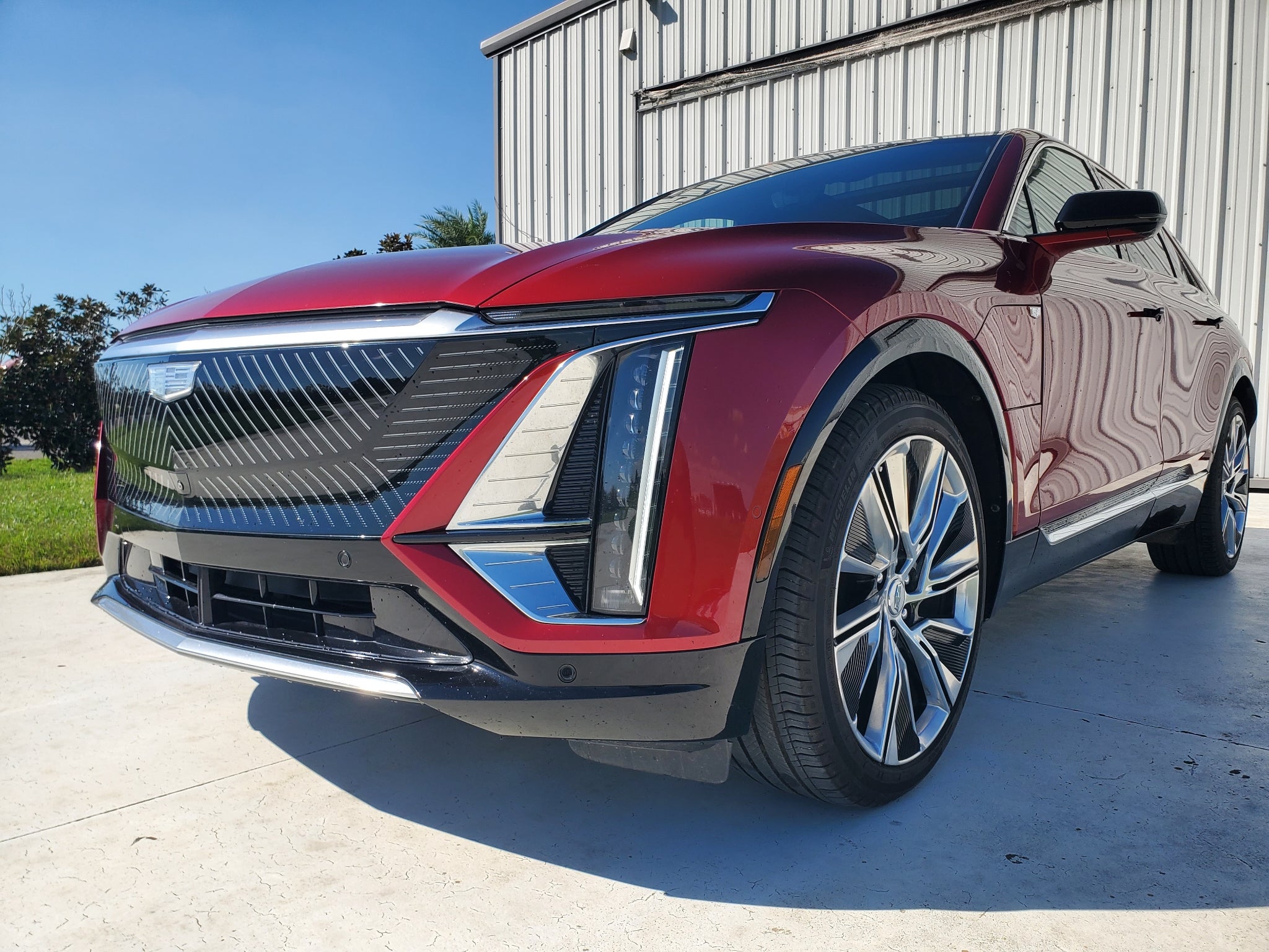 2025 Cadillac LYRIQ Luxury 3