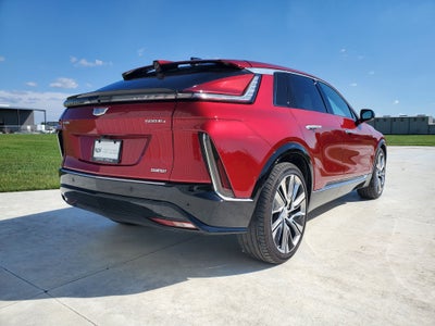 2025 Cadillac LYRIQ Luxury 3