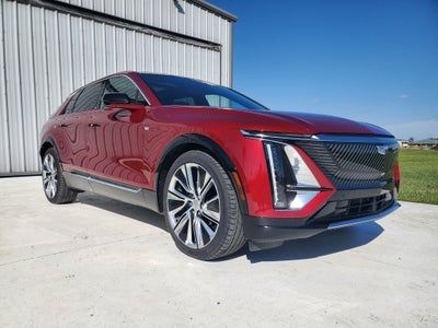 2025 Cadillac LYRIQ Luxury 3
