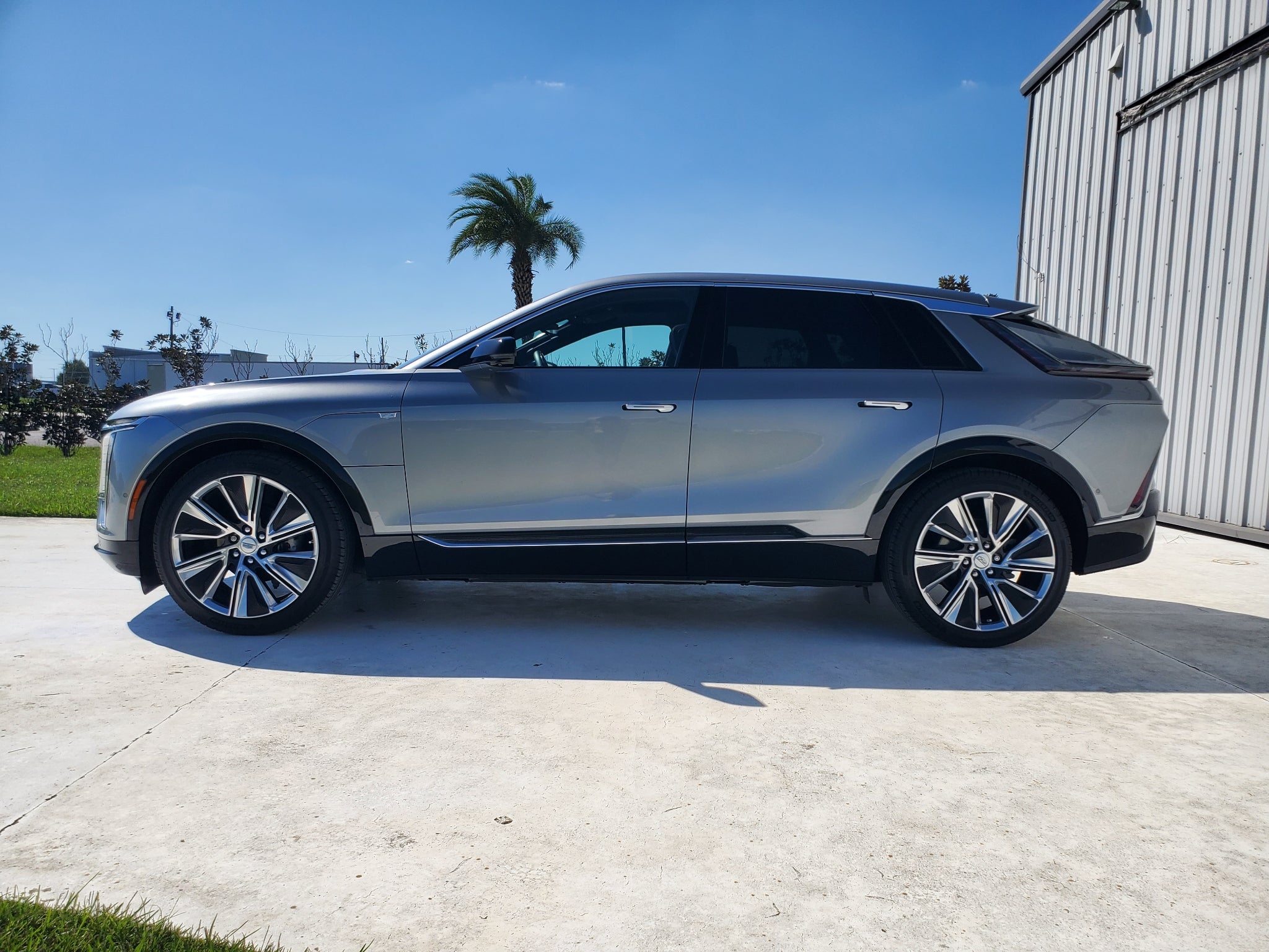 Used 2025 Cadillac LYRIQ Luxury 3 with VIN 1GYKPTRL9SZ310255 for sale in Broussard, LA