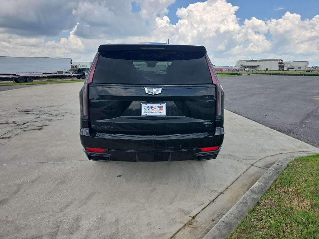 2023 Cadillac Escalade Sport