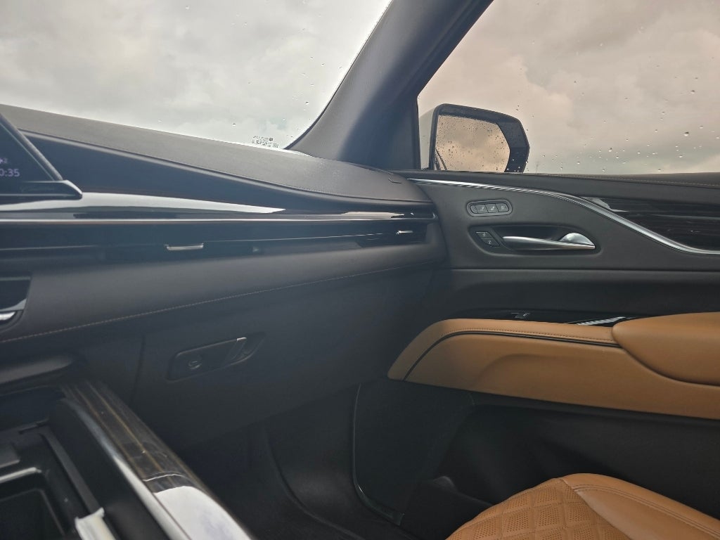 2022 Cadillac Escalade ESV Sport