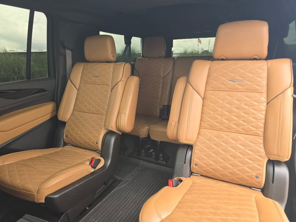 2022 Cadillac Escalade ESV Sport