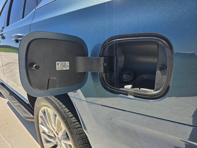 2025 Cadillac Escalade Premium Luxury