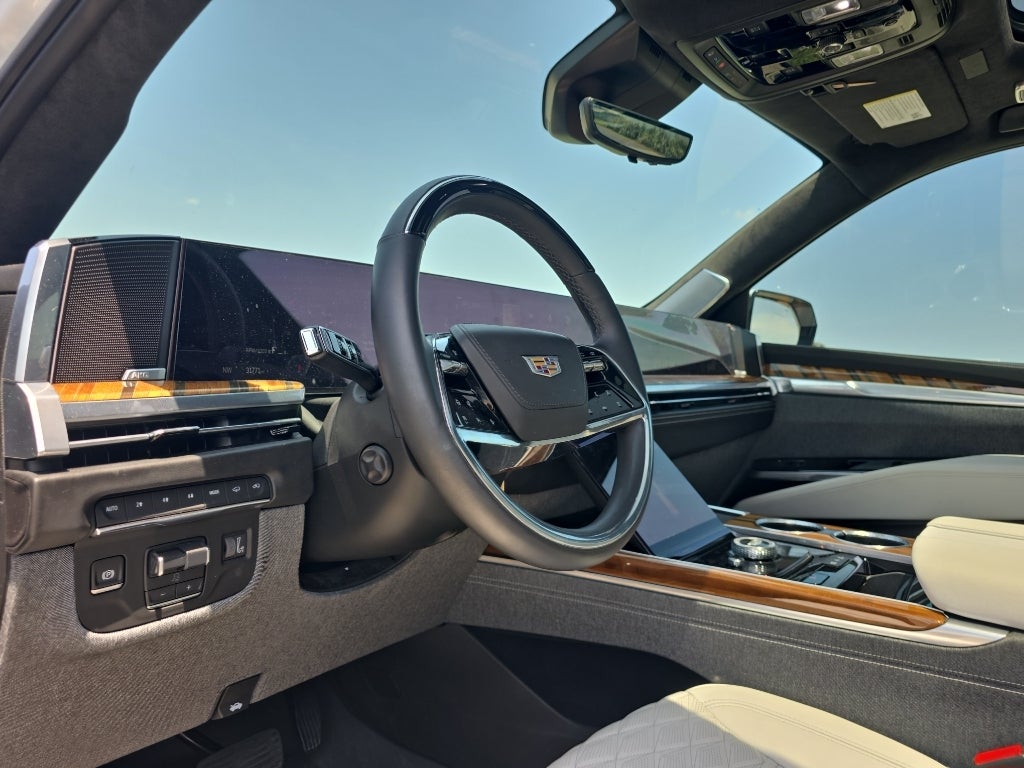 2025 Cadillac Escalade Sport Platinum