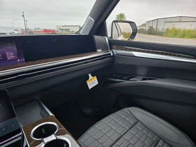 2025 Cadillac Escalade Sport Platinum