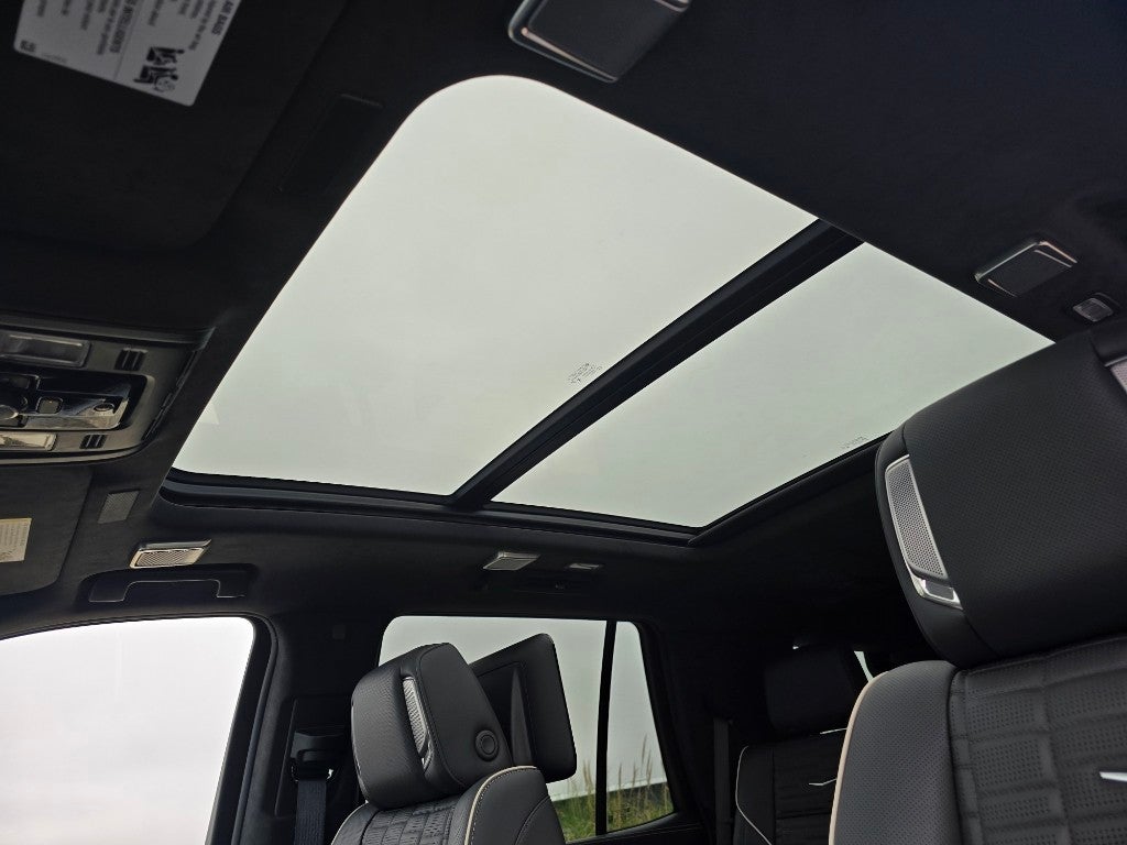 2025 Cadillac Escalade Sport Platinum