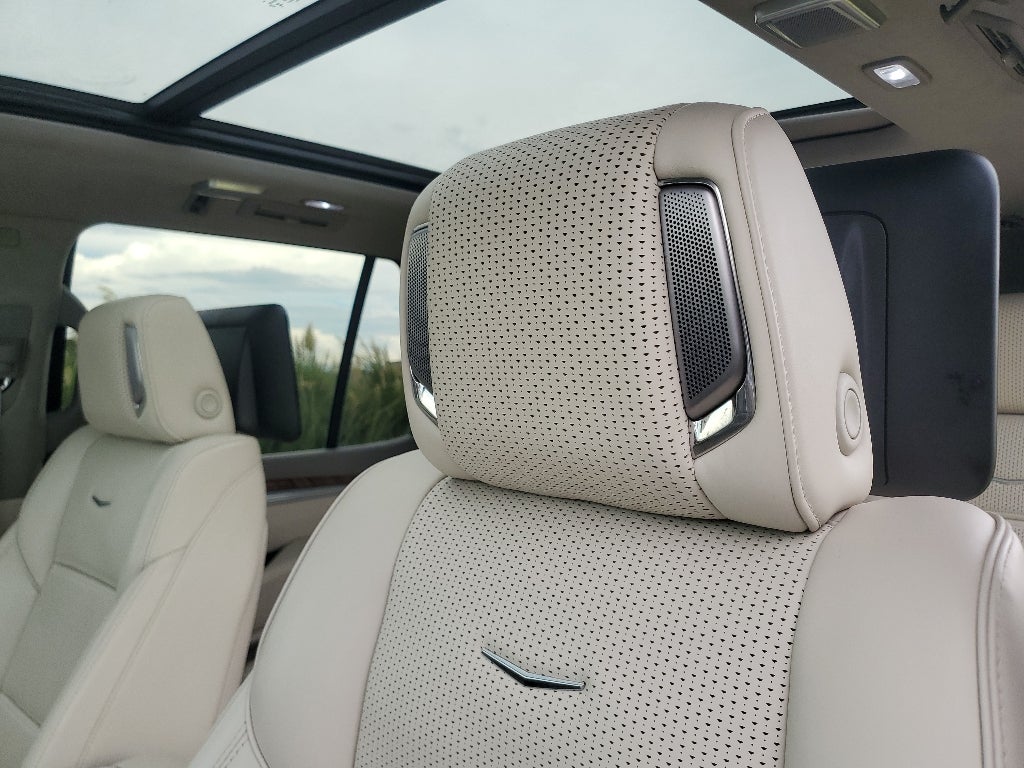 2025 Cadillac Escalade Sport Platinum