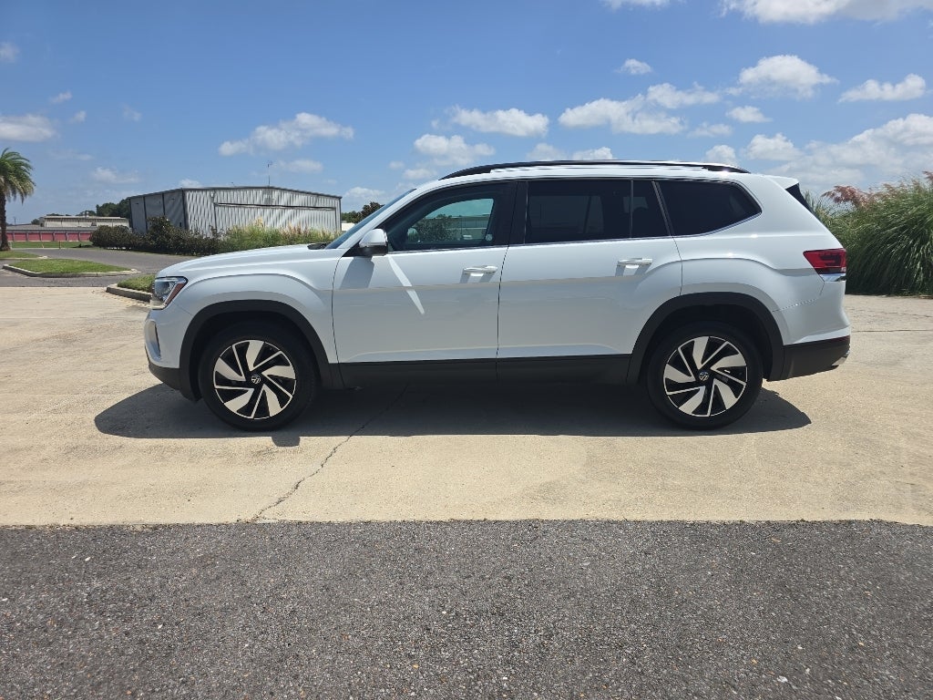 2025 Volkswagen Atlas 2.0T SE w/Technology
