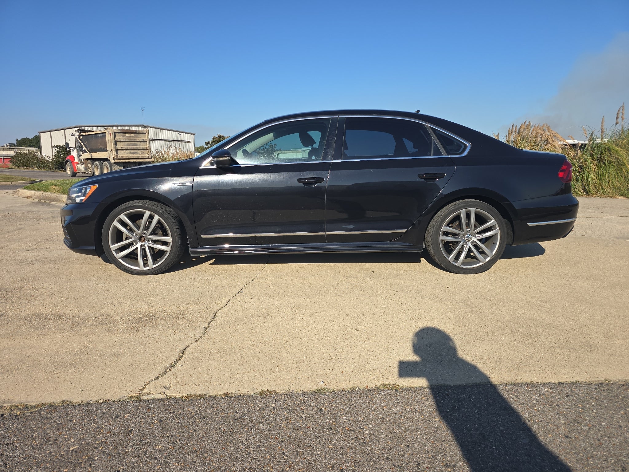 2017 Volkswagen Passat R-Line w/Comfort Pkg