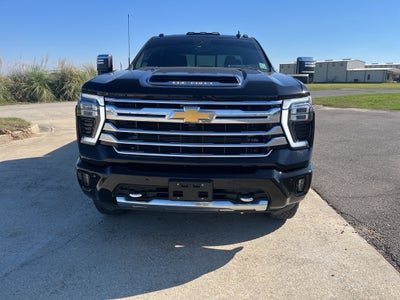 2025 Chevrolet Silverado 3500 HD High Country