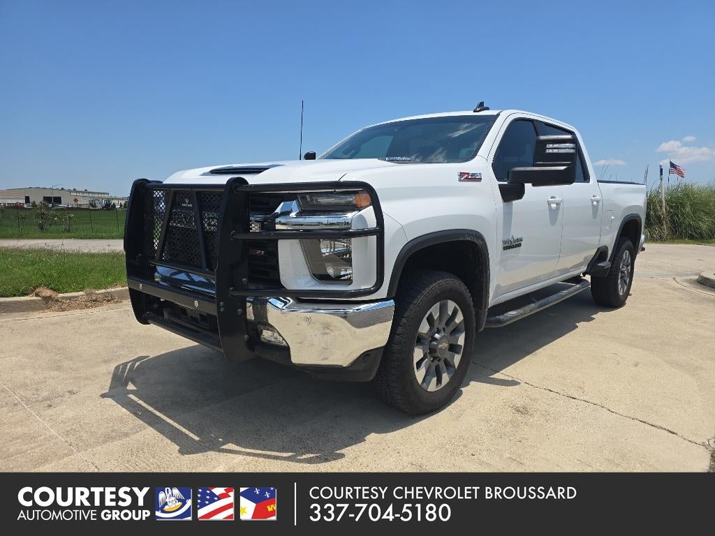 2022 Chevrolet Silverado HD LT 4WD Crew Cab Standard Box's photo