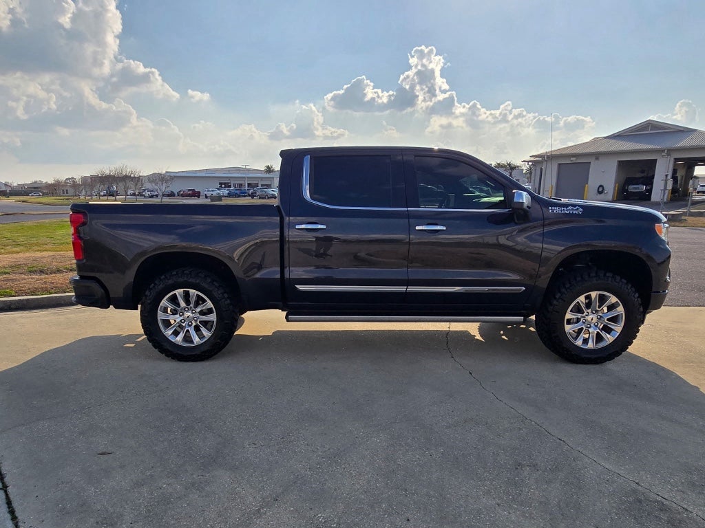 2022 Chevrolet Silverado 1500 High Country