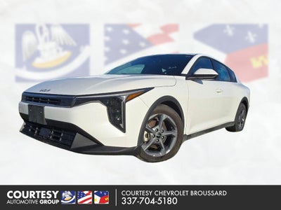 2025 Kia K4 LXS