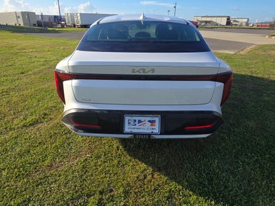 2025 Kia K4 LXS