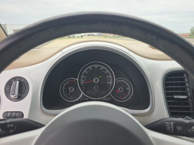 2018 Volkswagen Beetle SE