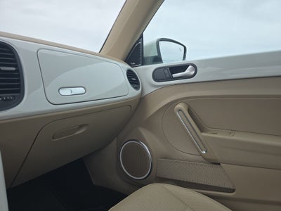 2018 Volkswagen Beetle SE