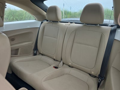 2018 Volkswagen Beetle SE