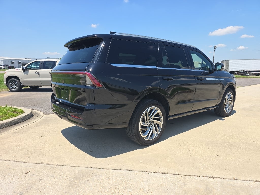 2025 Lincoln Navigator Reserve