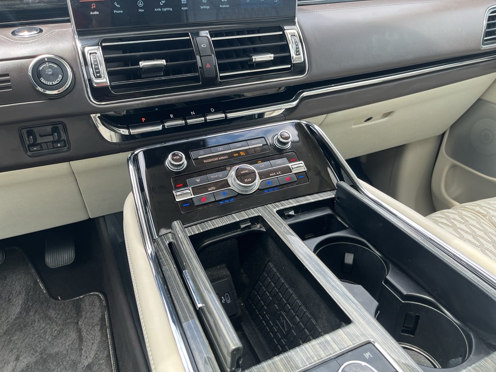 2023 Lincoln Navigator L Black Label