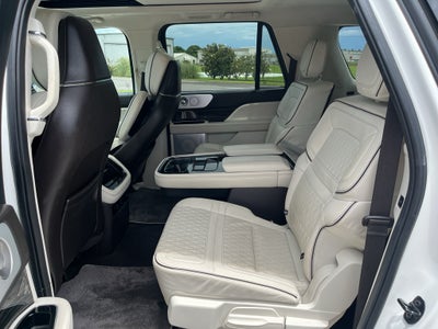 2023 Lincoln Navigator L Black Label